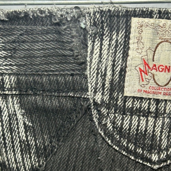1980's Magnum Ballon faded Jeans - Picture 10 of 16